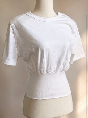 Zara White Cinched Waist Tee Top w/ Shoulder Pads Size Medium